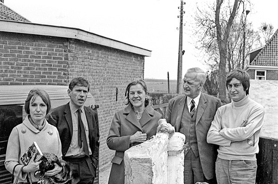 van links naar rechts: Liesbeth List, Gerard Reve, Mary McCarthy, James R. West (echtgenoot McCarthy) en Cees Nooteboom.